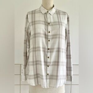 Jachs Girlfriend Soft White/Beige Flannel Plaid Shirt  Long Sleeve Sz: Small